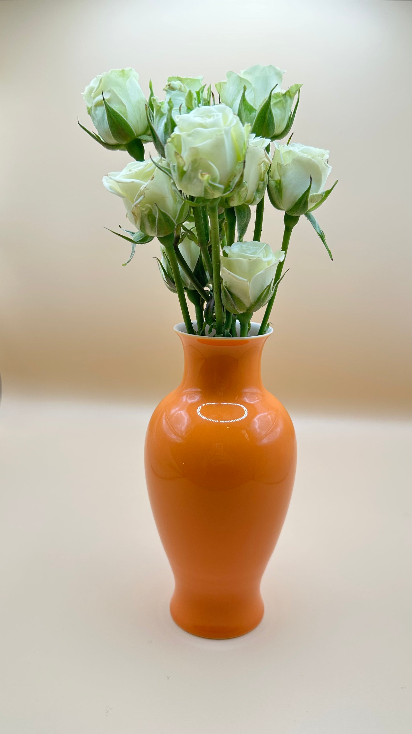 Glossy Porcelain Mini Pear Vase