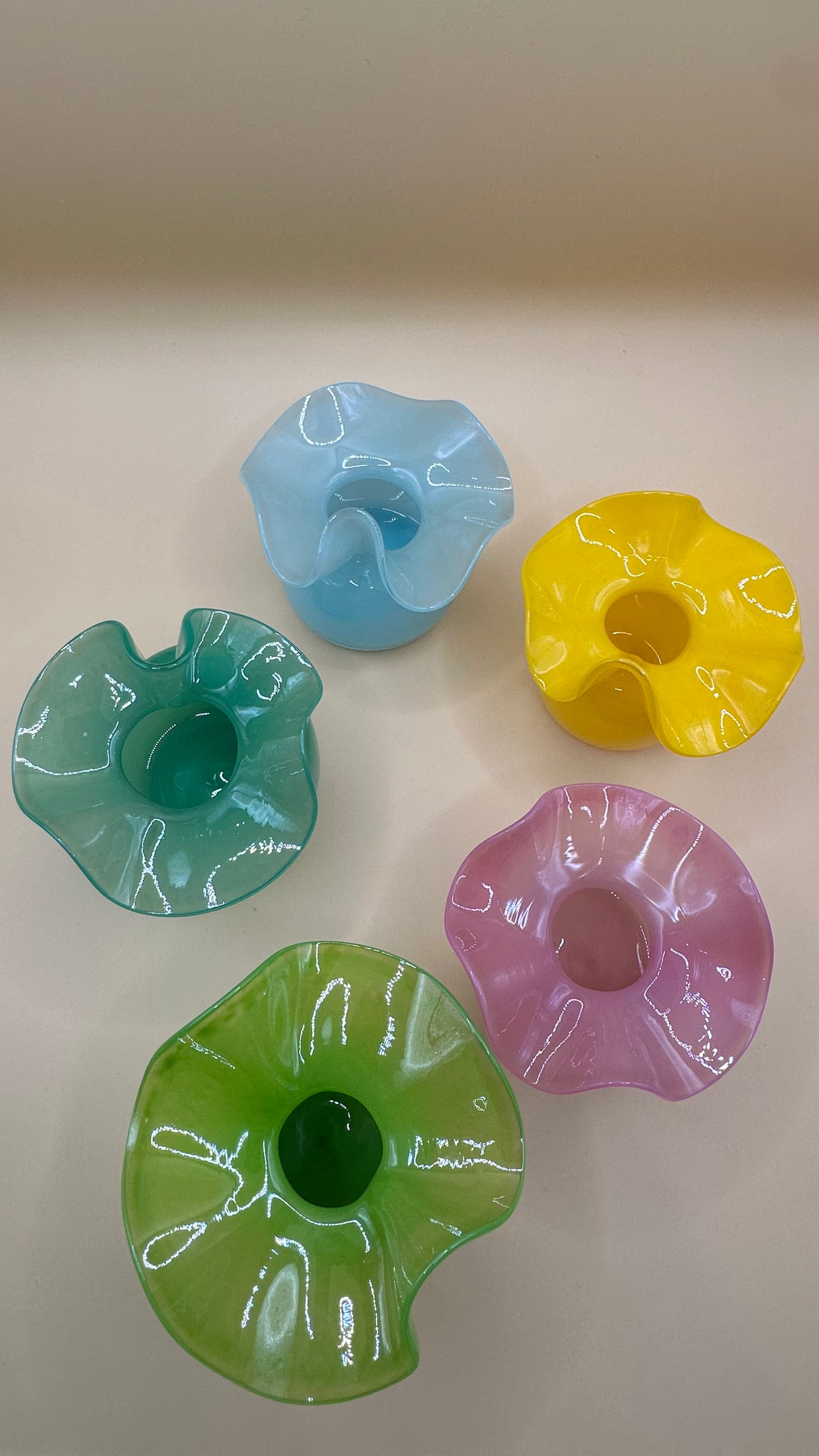 Mini Ruffle Vases