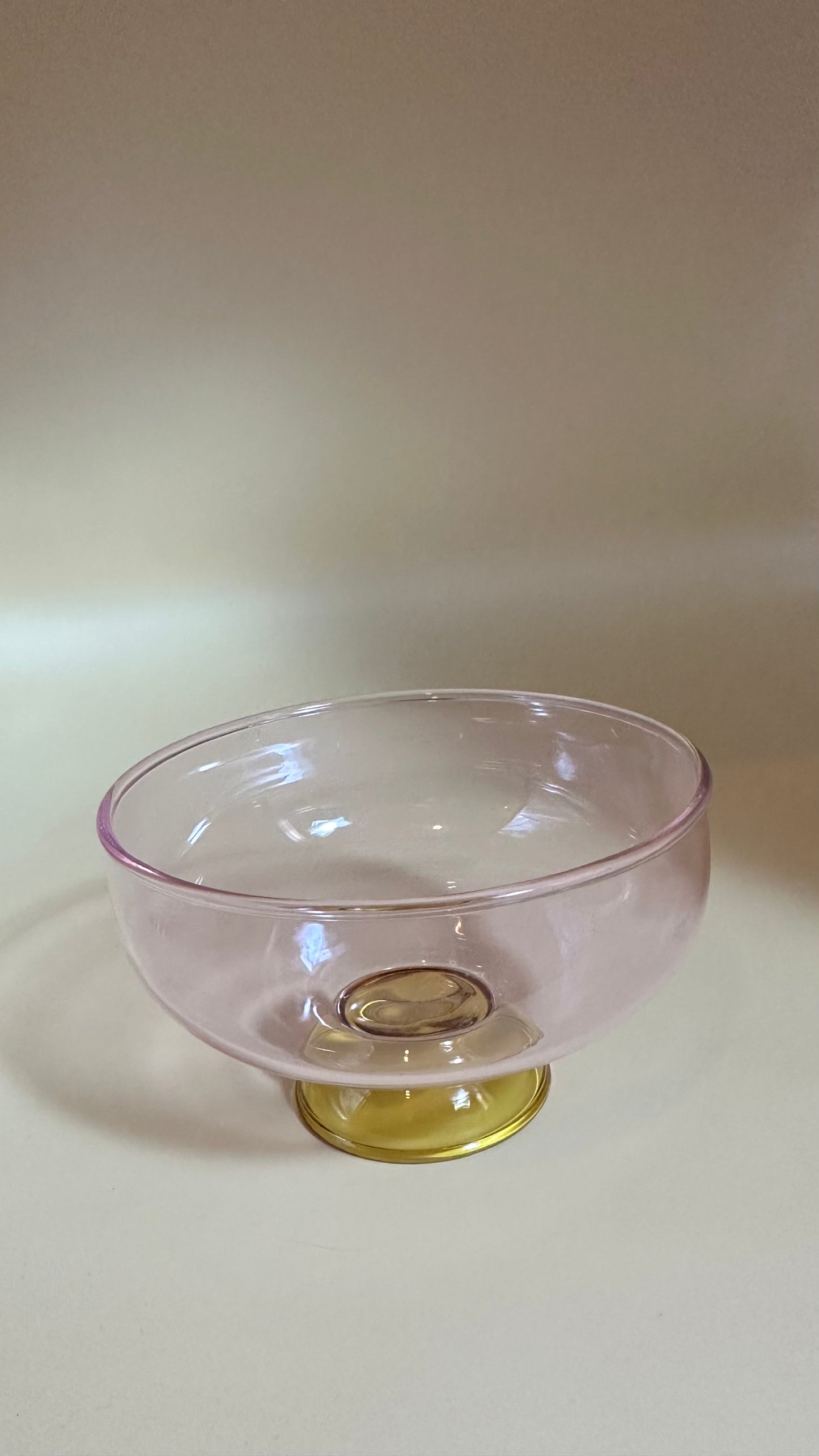 Color Pop Glass Ice Cream / Yogurt Bowl