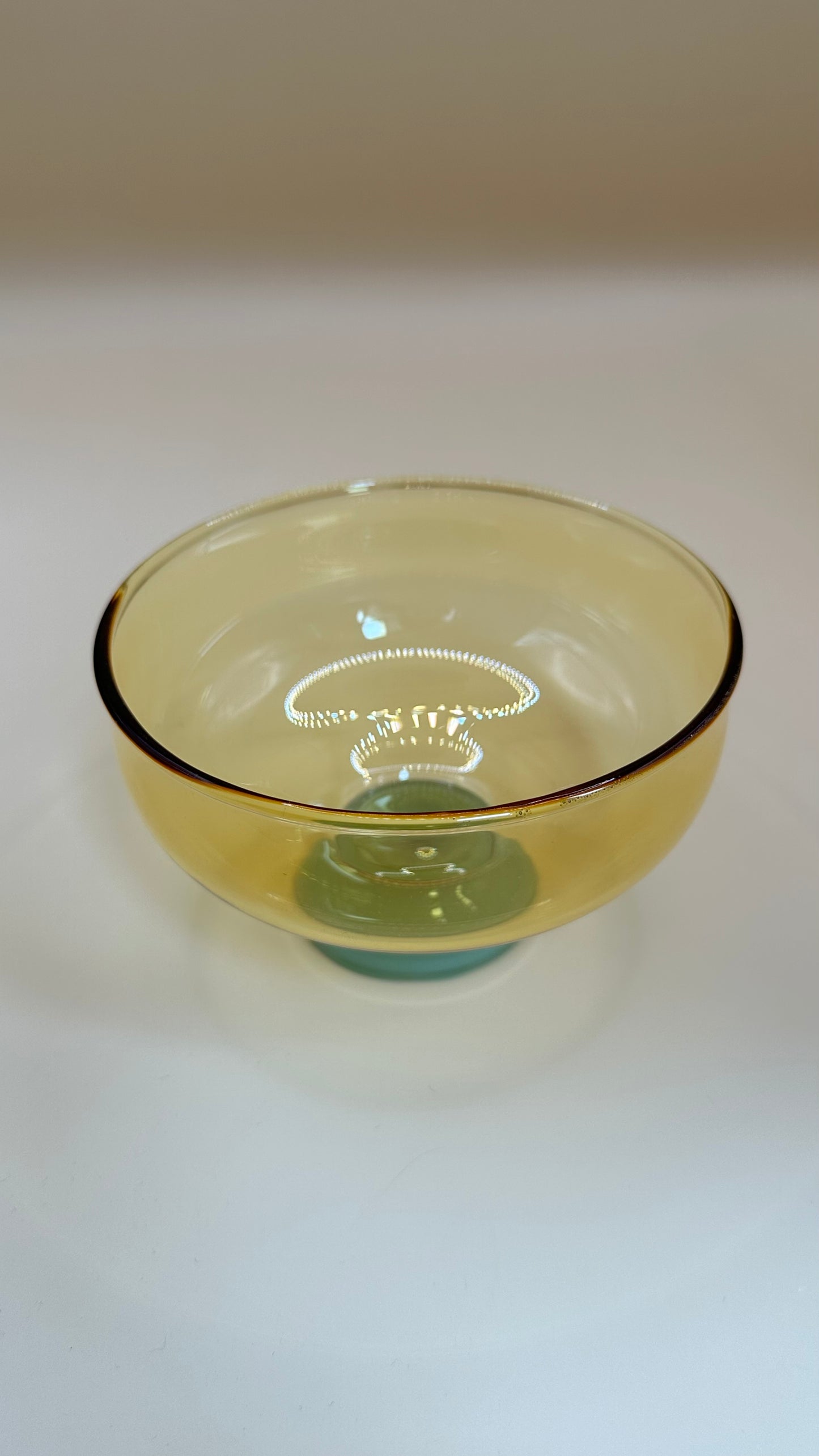 Color Pop Glass Ice Cream / Yogurt Bowl