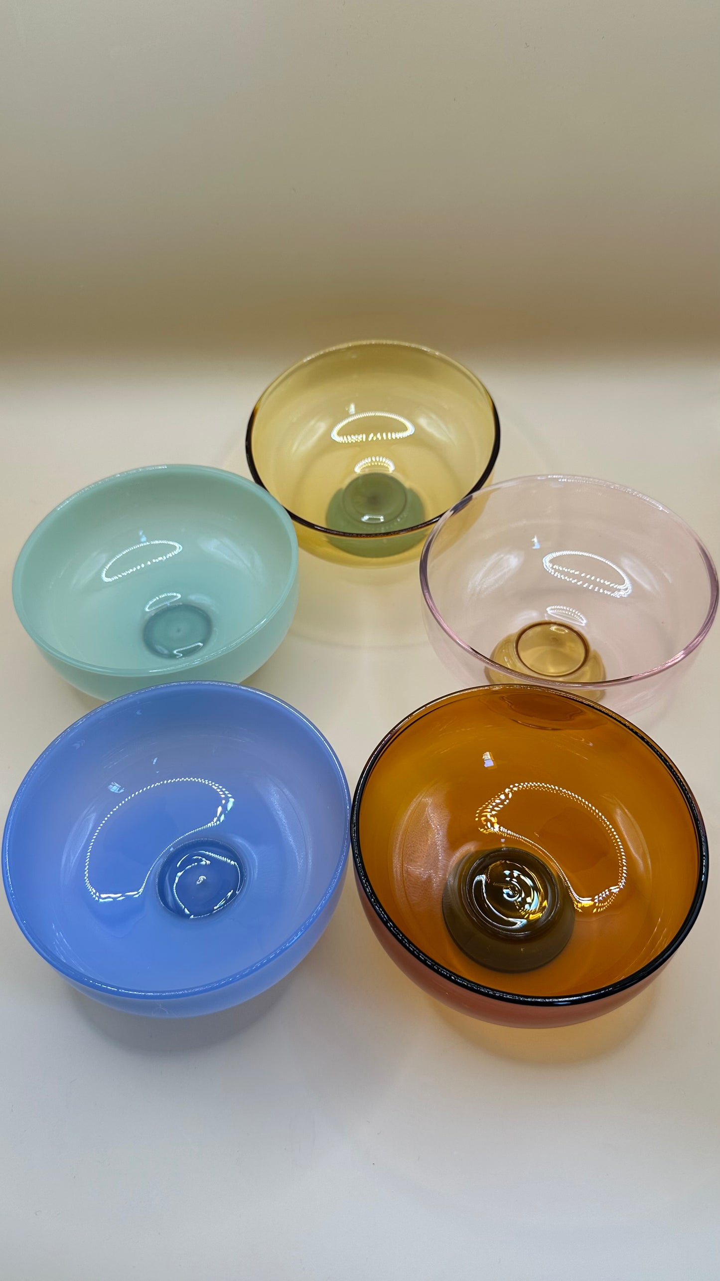 Color Pop Glass Ice Cream / Yogurt Bowl